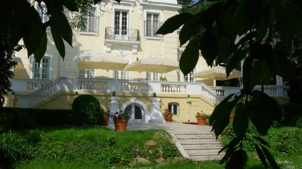 Клик-клак српских привредника и власти у Шекспировој 27: Утицај салчића на најновији сукоб у Клубу „Привредник“