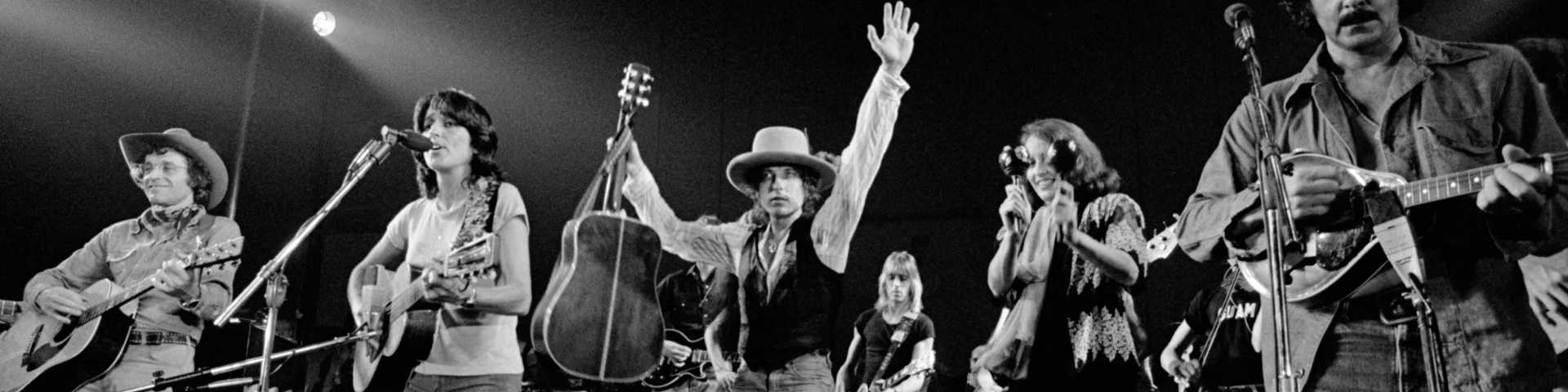 Нешто као циркус: Диланов караван под маскама на размеђи епоха