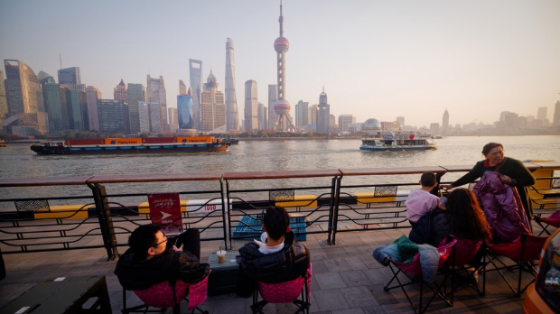 Успоравање економског раста у Кини и поређење са јапанским случајем: Перспективе и упозорења