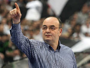 Тако је писао, говорио, мислио Дуле Вујошевић: Међу јавом и мед сном, са сликама Воја Станића