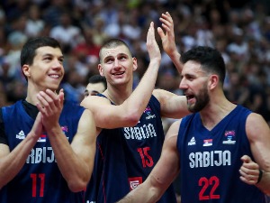 На обали Влтаве, чекајући берлински расплет: Да ли Срби воле кошарку онако као што у Прагу воле пиво?